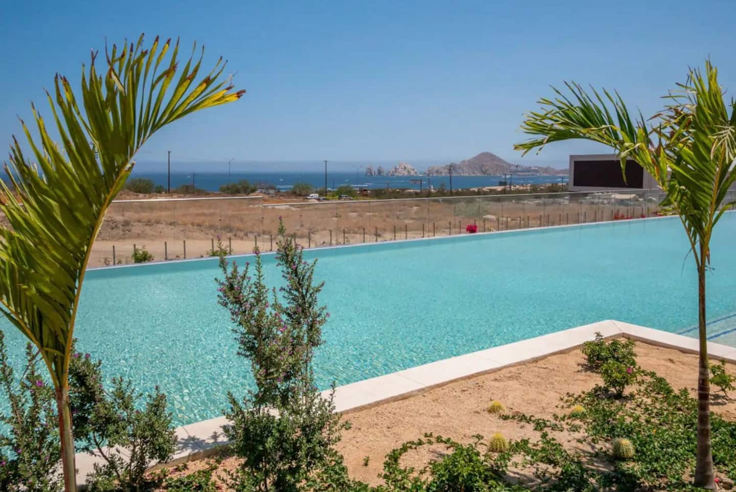 Modern 2BR with Ocean Views — photo 29