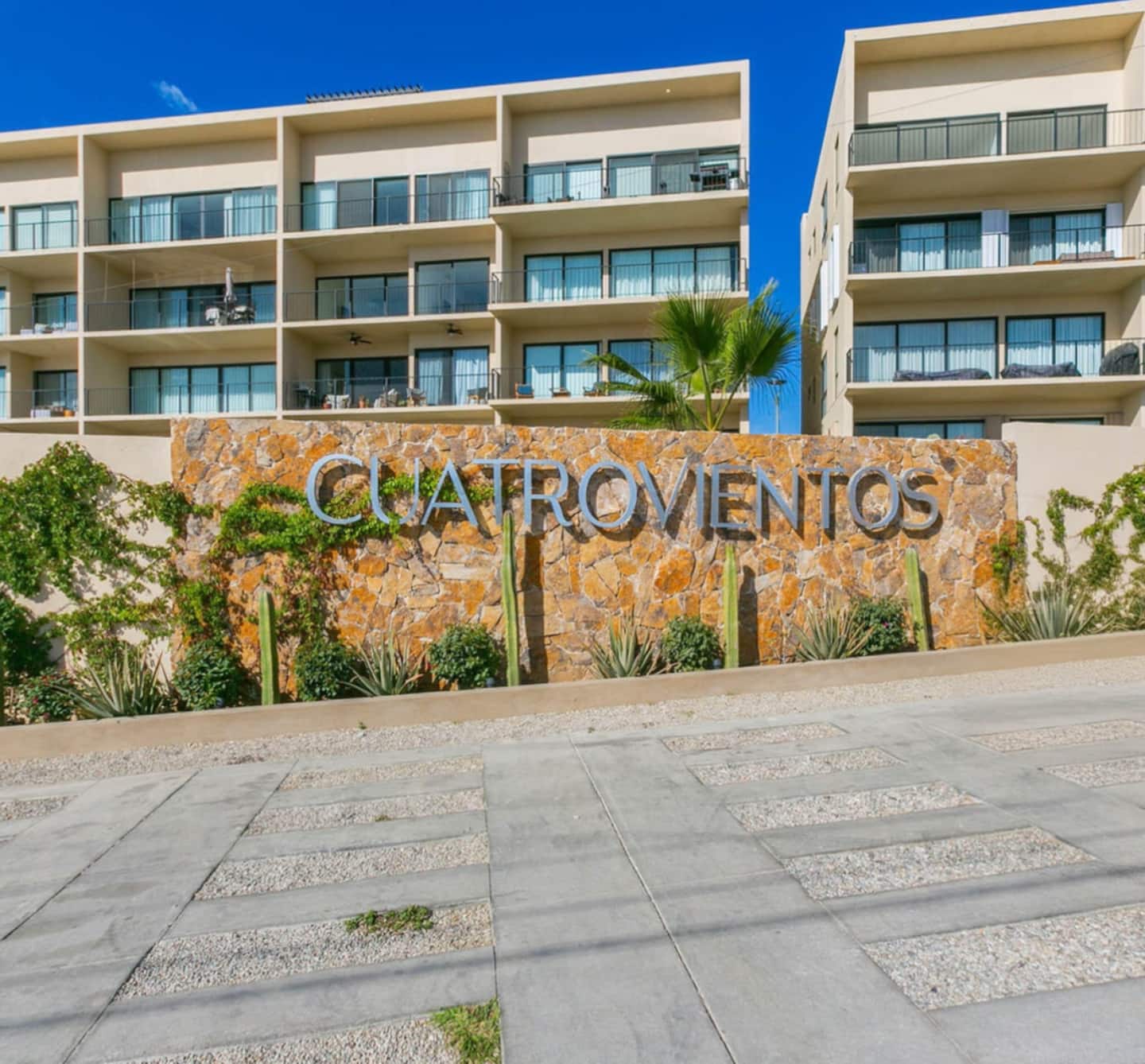 Modern 2BR with Ocean Views — photo 30