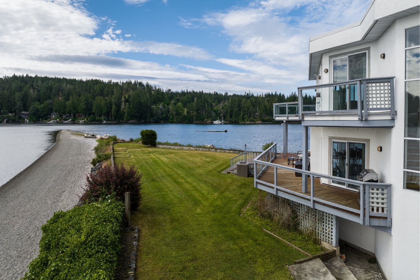 The Crow's Nest – Panoramic Oceanfront — photo 7