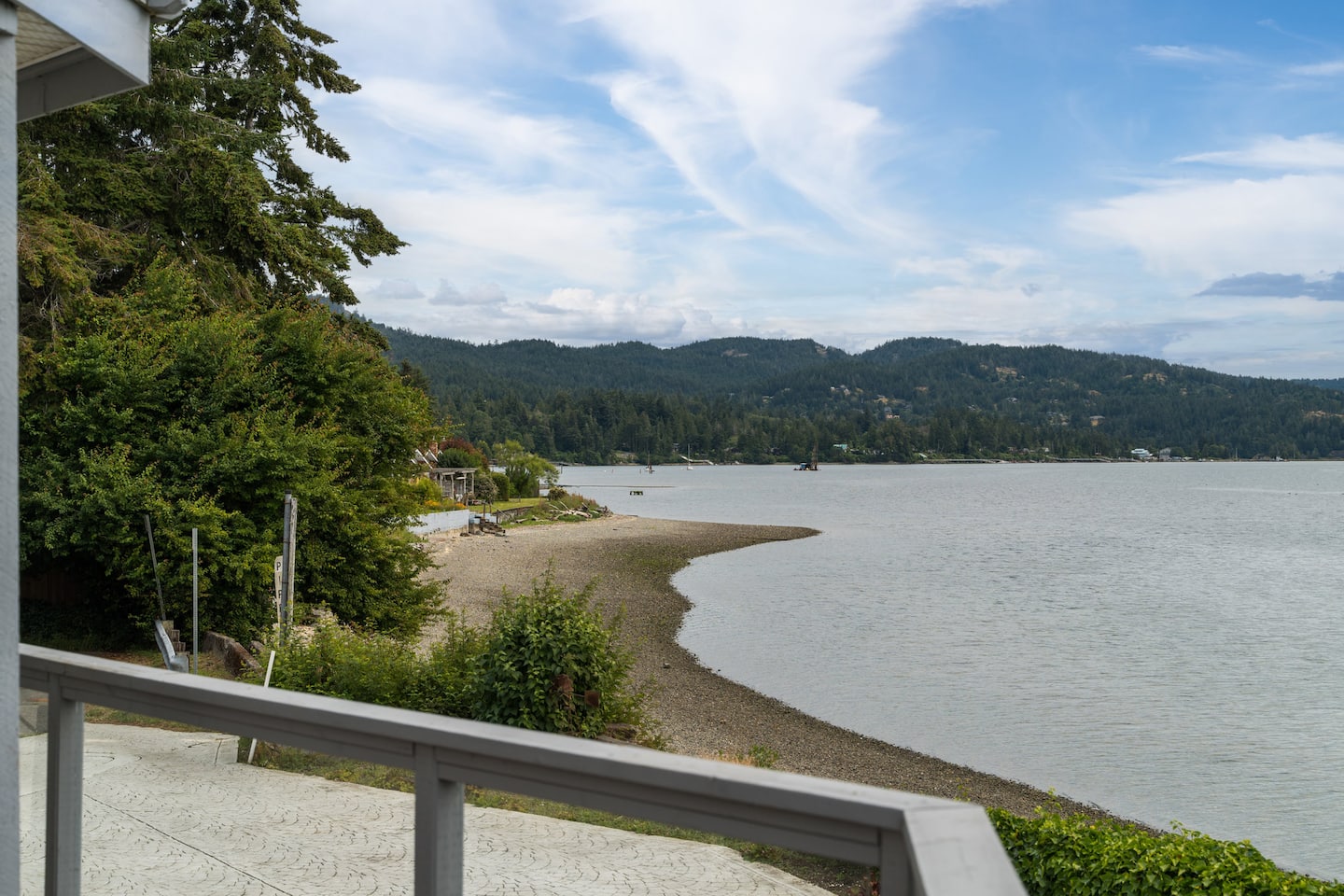 The Crow's Nest – Panoramic Oceanfront — photo 8