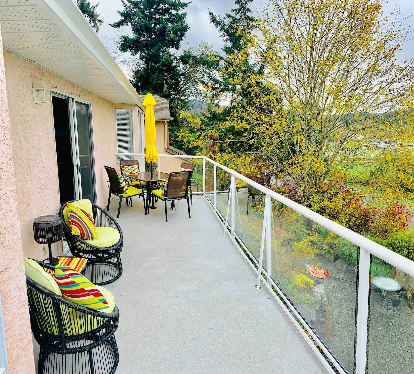 Halcyon House Tully’s Spacious 3-Bedroom — photo 13