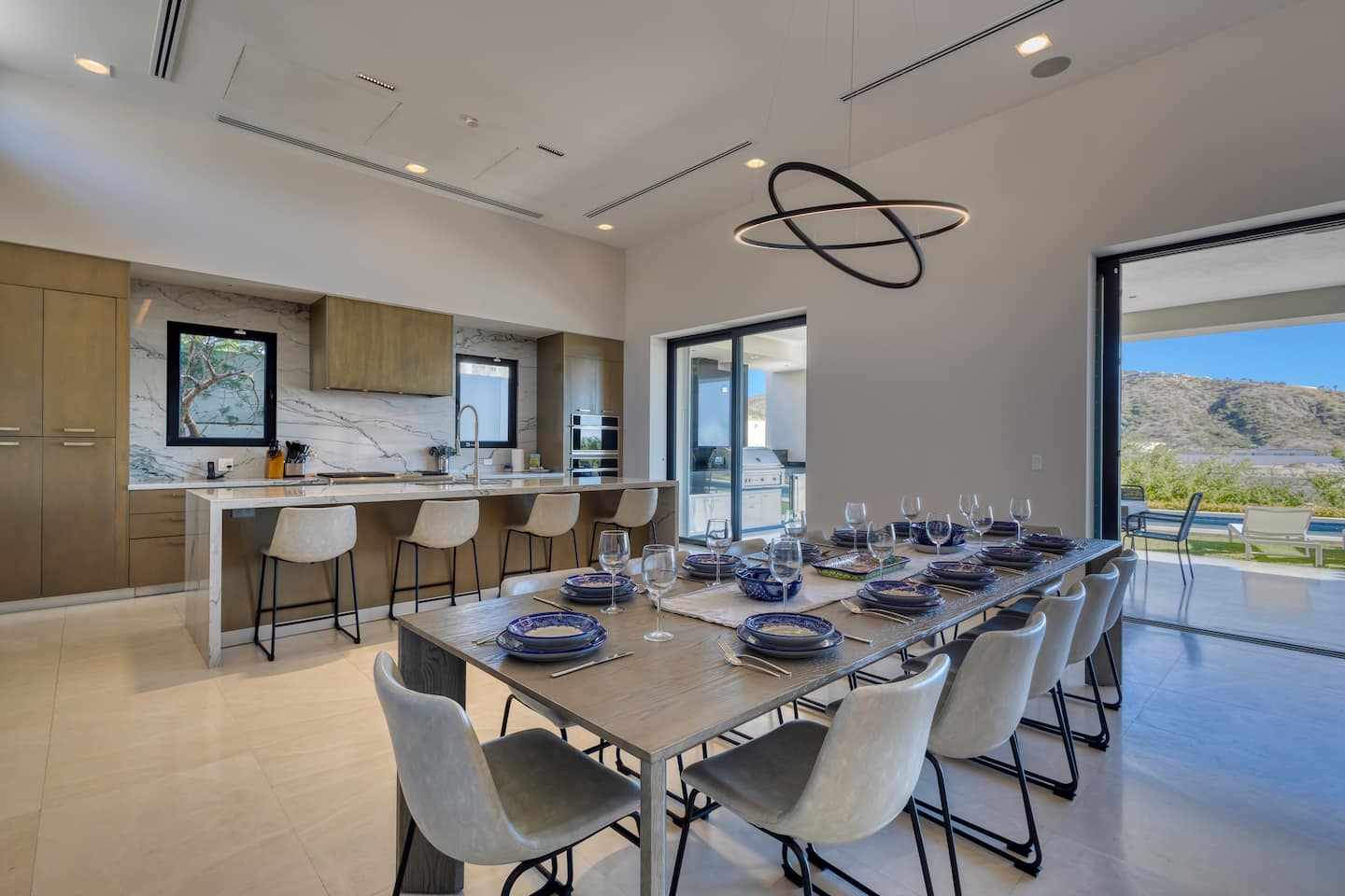 Luxe Family Villa — photo 5