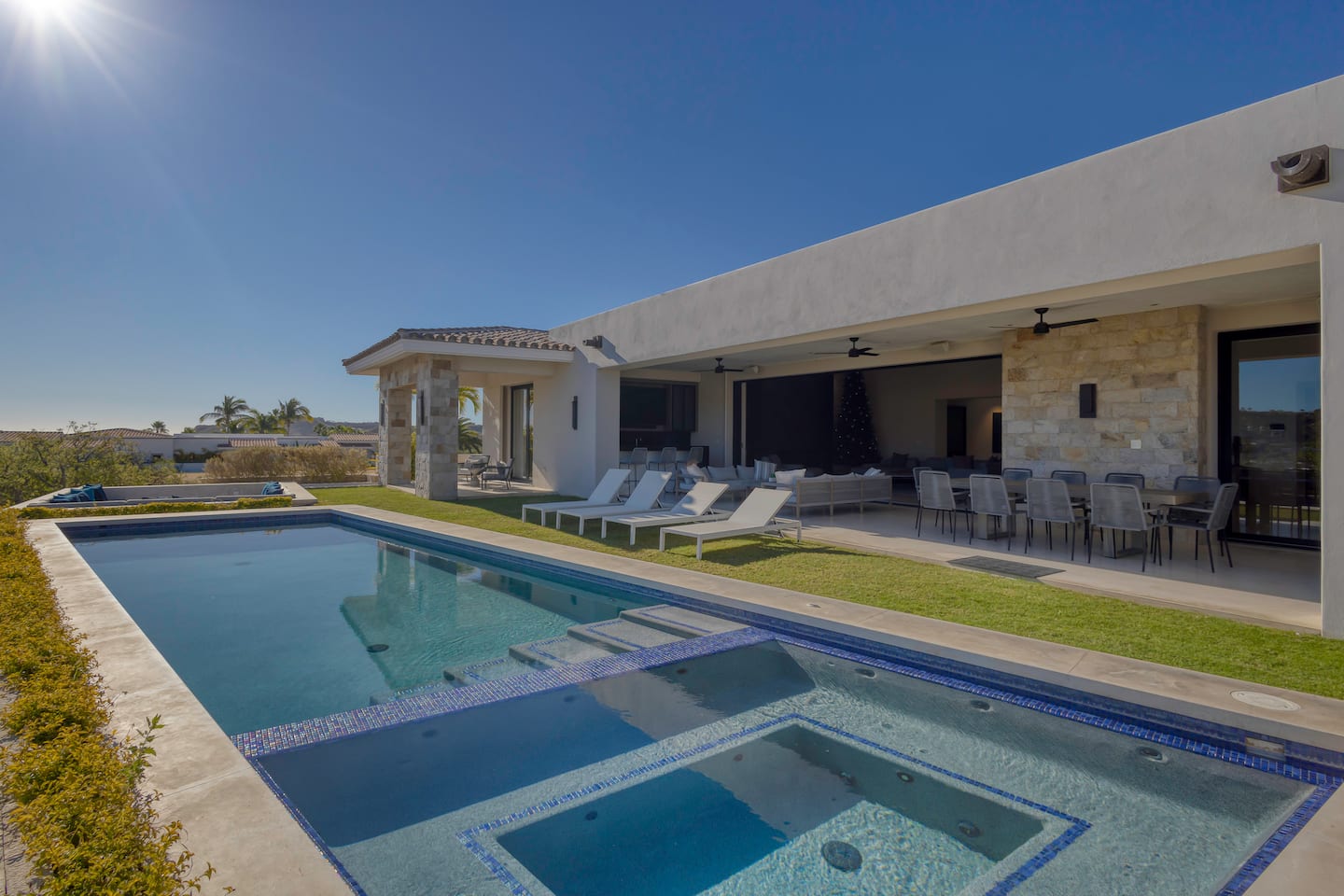 Luxe Family Villa — photo 7