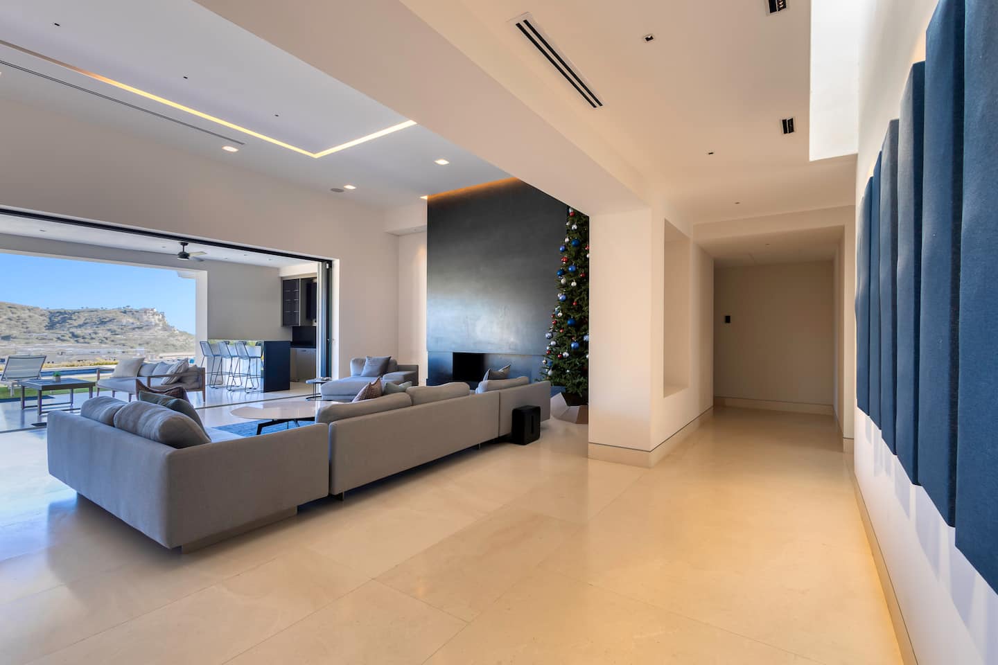 Luxe Family Villa — photo 8
