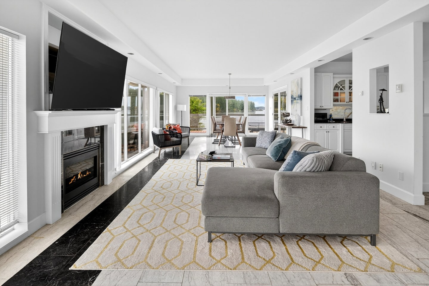 Victoria's Sea-Cret Stunning Oceanfront Home — photo 14
