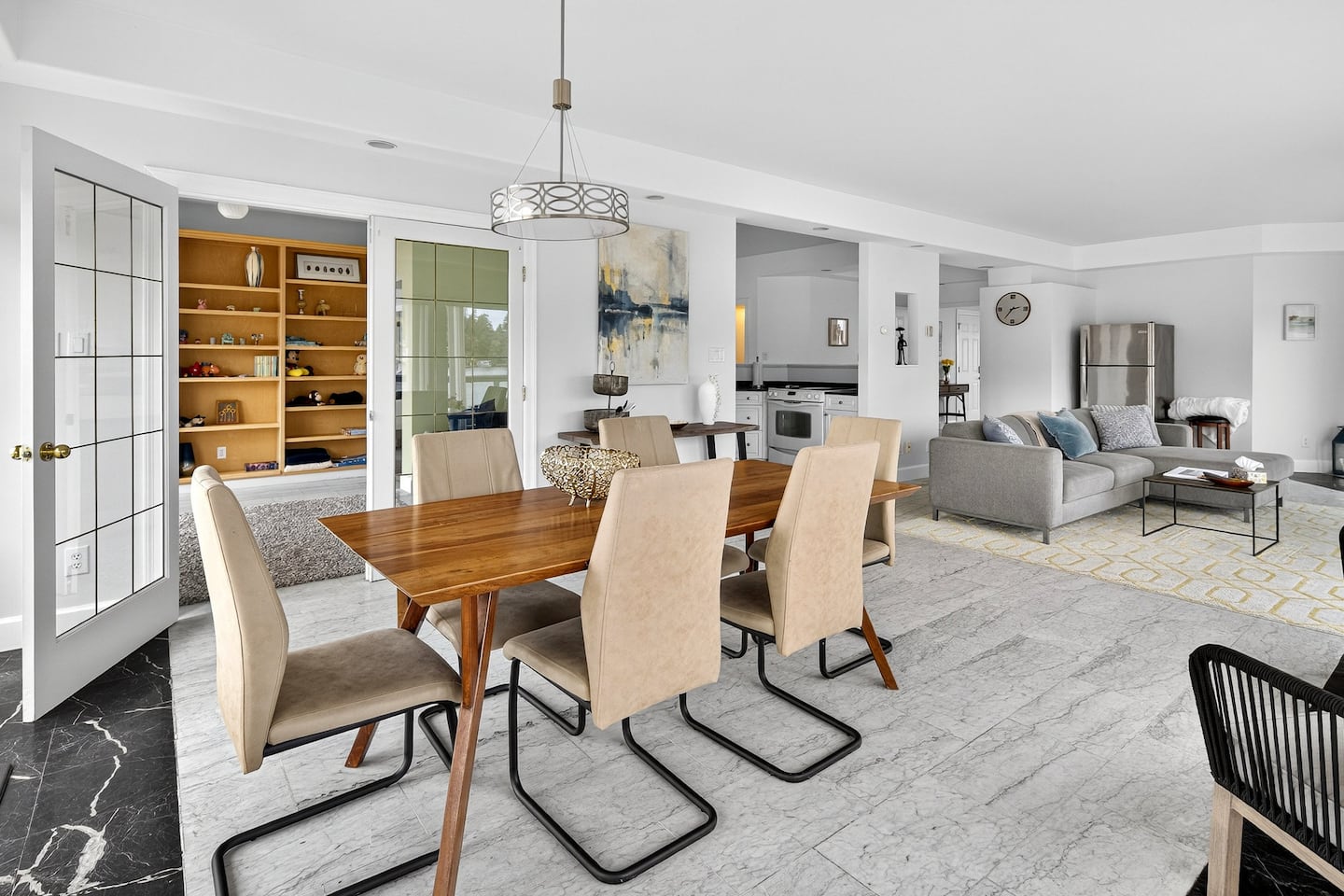 Victoria's Sea-Cret Stunning Oceanfront Home — photo 22